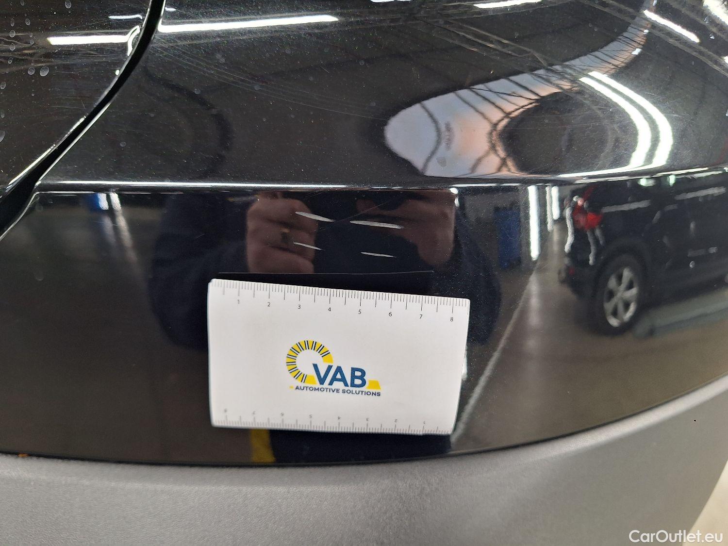  Volvo  XC 40 Volvo, XC40 '17, Volvo XC40 T5 Twin Engine R-Design 5d #17