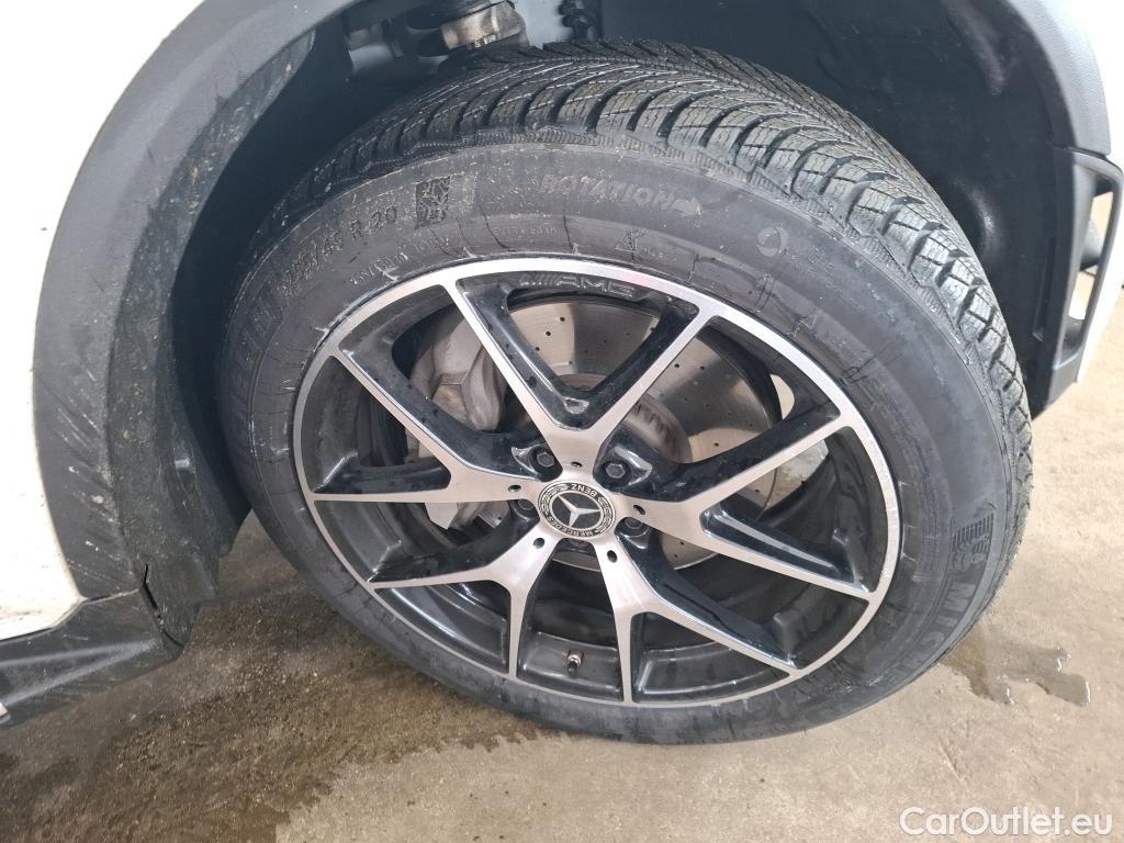  Mercedes  G-Klasee MERCEDES-BENZ GLC Coupe / 2019 / 5P / Coupé 2.0 GLC 300 E AMG LINE 4MATIC #5