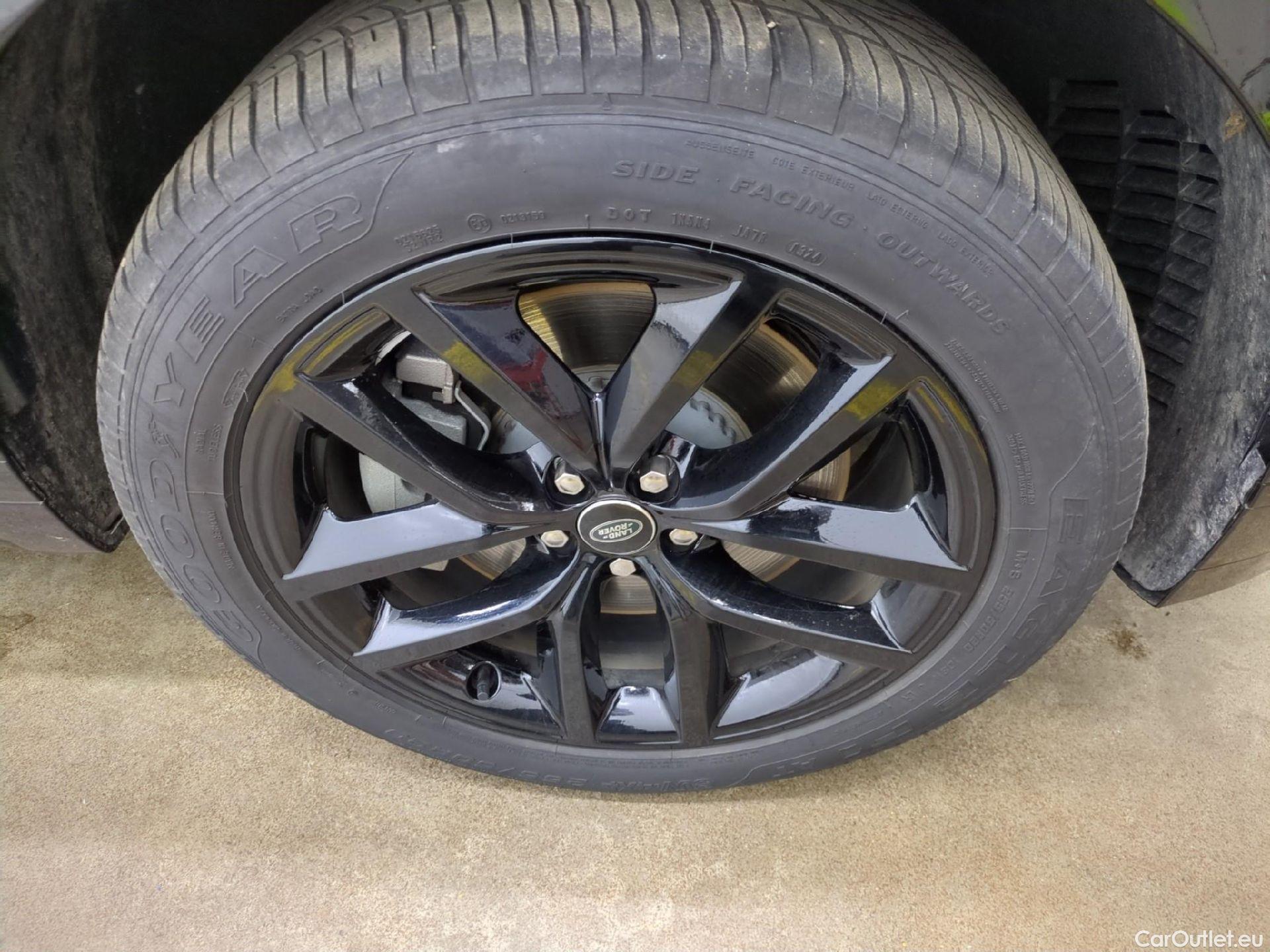  Land Rover  Range Rover LAND ROVER  Velar / 2017 / 5P / SUV 2.0 P400e PHEV BVA Dynamic SE #3