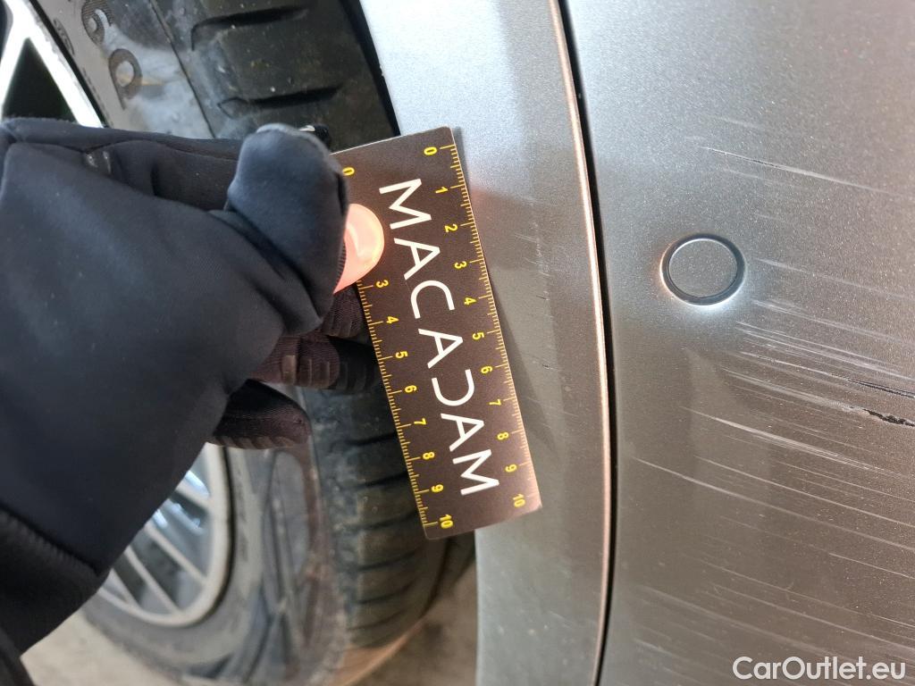  Mercedes  GLC MERCEDES-BENZ  / 2022 / 5P / SUV  400 e AMG Line 4MATIC #23