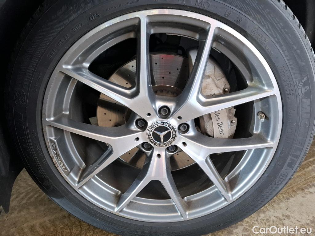  Mercedes  G-Klasee MERCEDES-BENZ GLC Coupe / 2019 / 5P / Coupé GLC 220 d AMG Line Launch Edition 4Matic #3