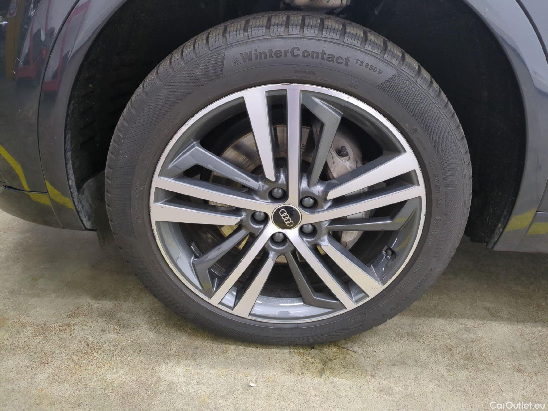  Audi  Q5 AUDI  / 2020 / 5P / SUV 50 TFSI e 299 QTT S TRONIC 7 AVUS #1