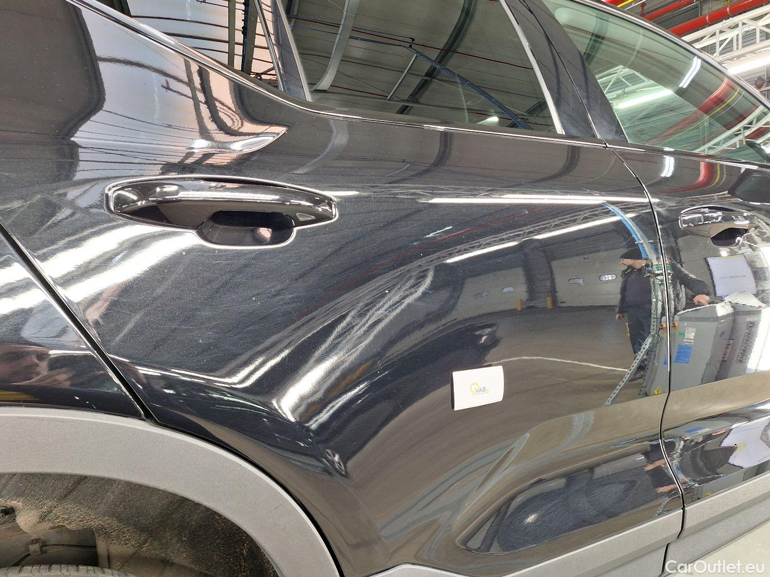  Volvo  XC 40 Volvo, XC40 '17, Volvo XC40 T5 Twin Engine R-Design 5d #13