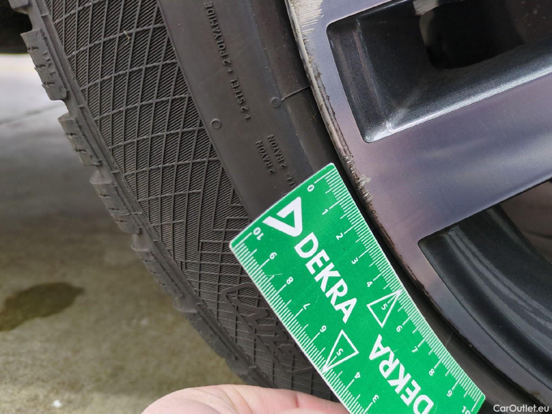  Audi  Q5 AUDI  / 2020 / 5P / SUV 50 TFSI e 299 QTT S TRONIC 7 AVUS #12