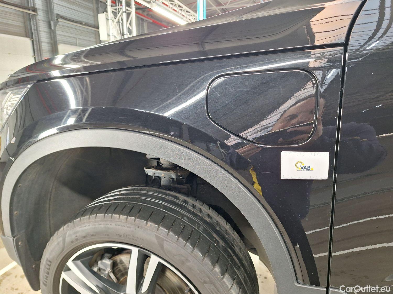  Volvo  XC 40 Volvo, XC40 '17, Volvo XC40 T5 Twin Engine R-Design 5d #28