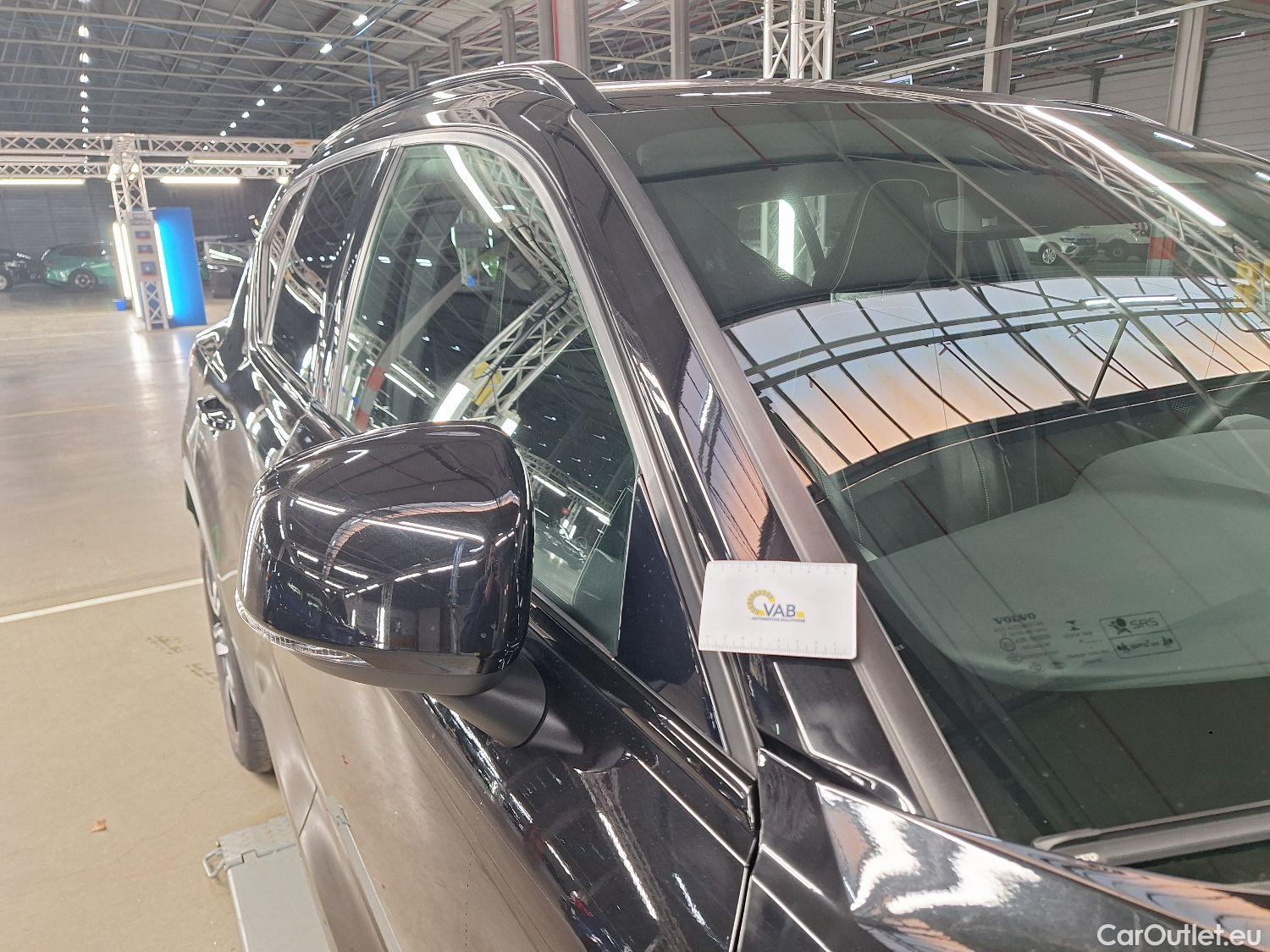  Volvo  XC 40 Volvo, XC40 '17, Volvo XC40 T5 Twin Engine R-Design 5d #46