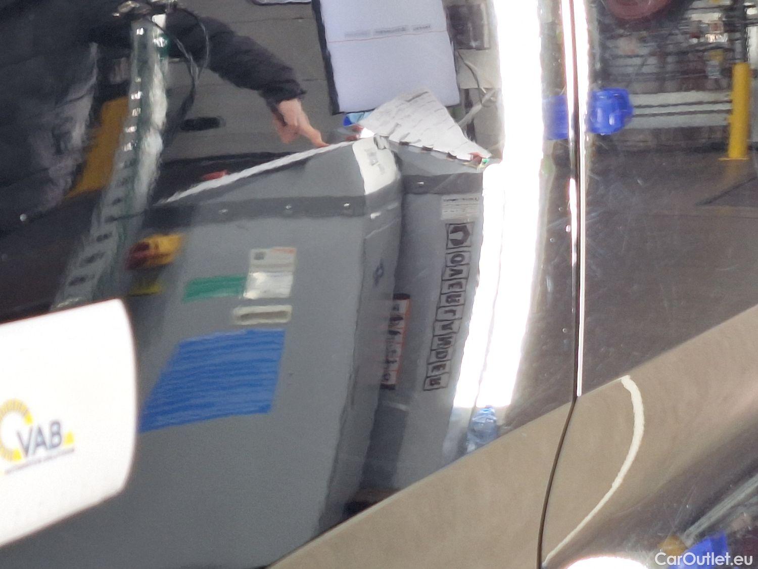  Volvo  XC 40 Volvo, XC40 '17, Volvo XC40 T5 Twin Engine R-Design 5d #14