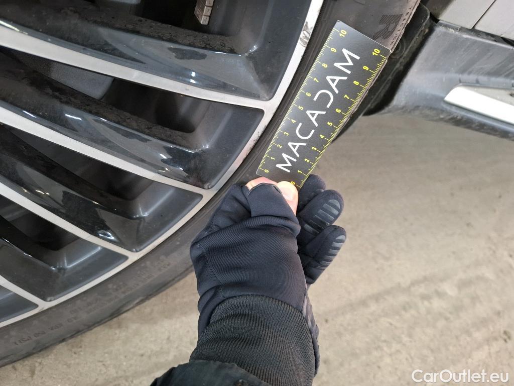  Mercedes  GLC MERCEDES-BENZ  / 2022 / 5P / SUV  400 e AMG Line 4MATIC #21