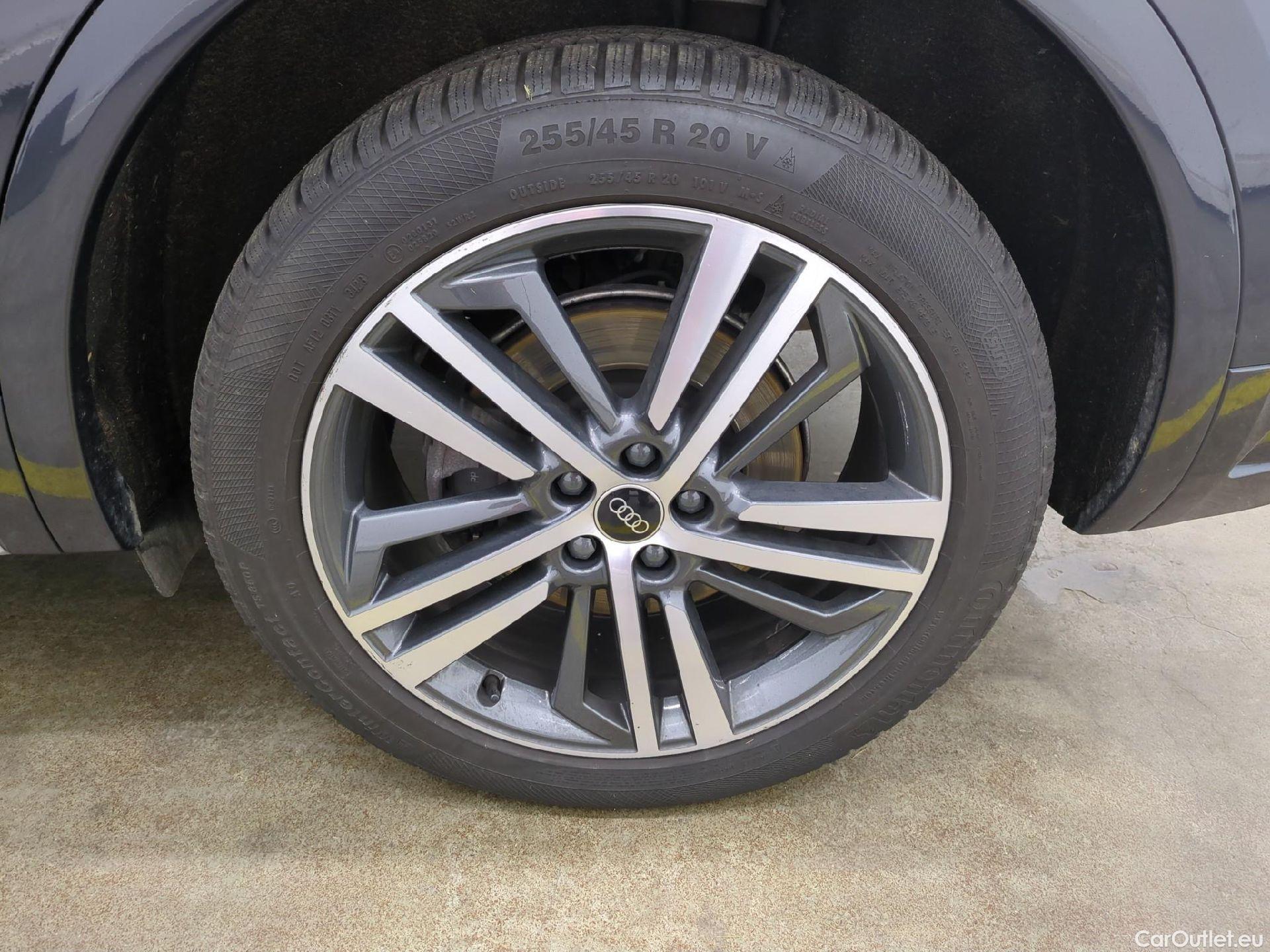  Audi  Q5 AUDI  / 2020 / 5P / SUV 50 TFSI e 299 QTT S TRONIC 7 AVUS #6