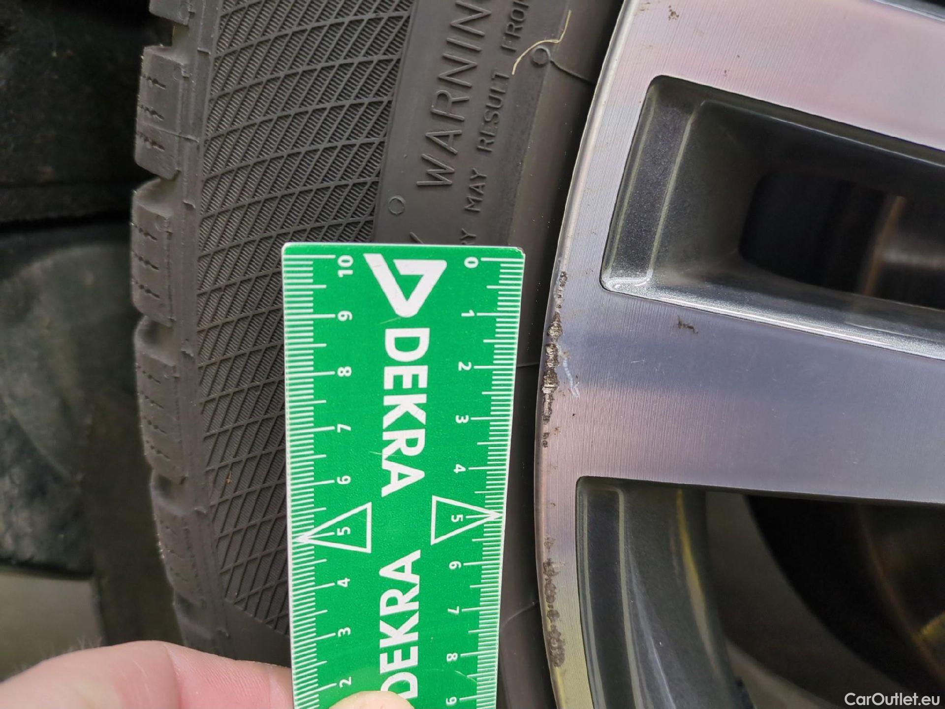  Audi  Q5 AUDI  / 2020 / 5P / SUV 50 TFSI e 299 QTT S TRONIC 7 AVUS #4