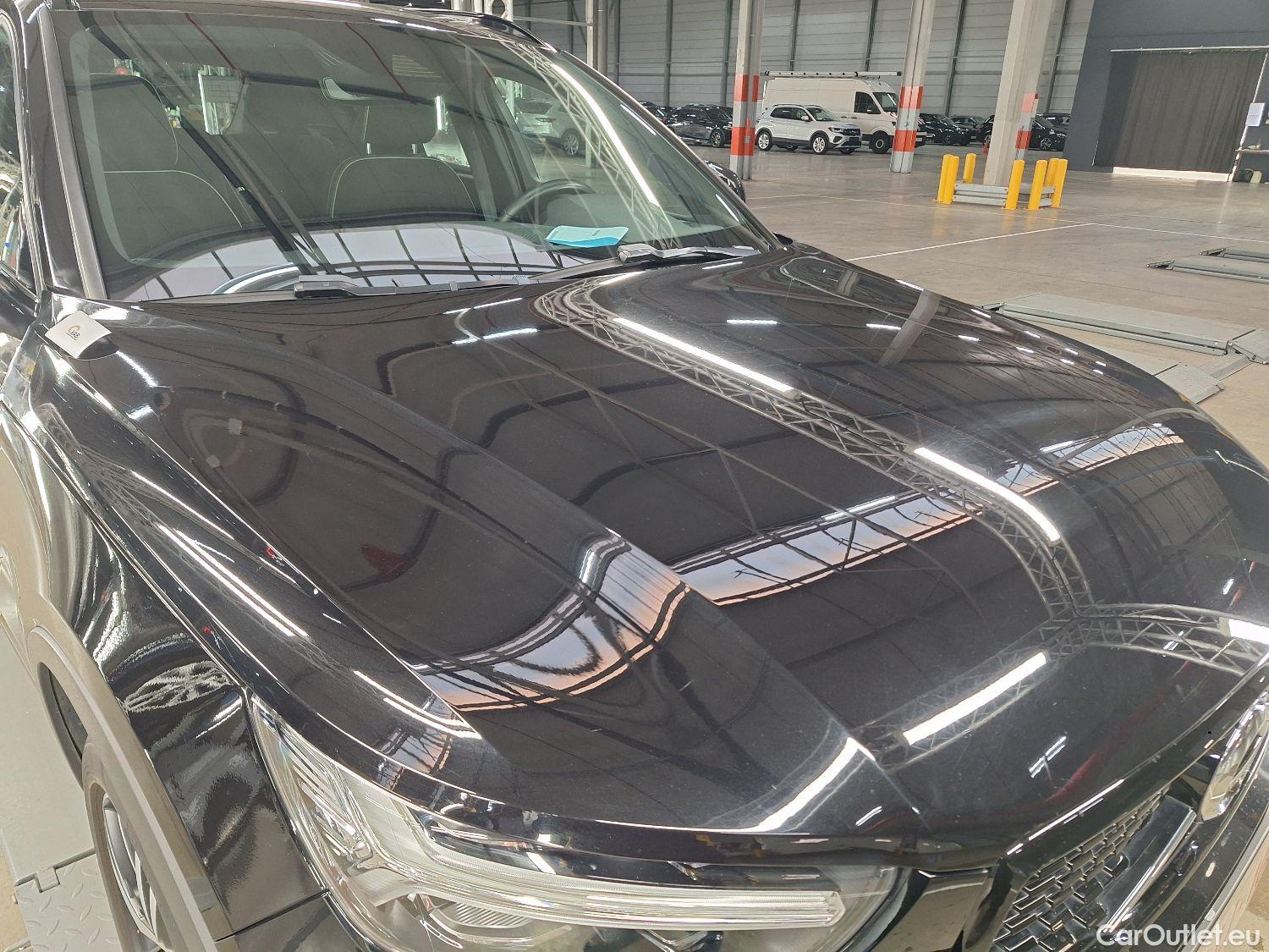  Volvo  XC 40 Volvo, XC40 '17, Volvo XC40 T5 Twin Engine R-Design 5d #38