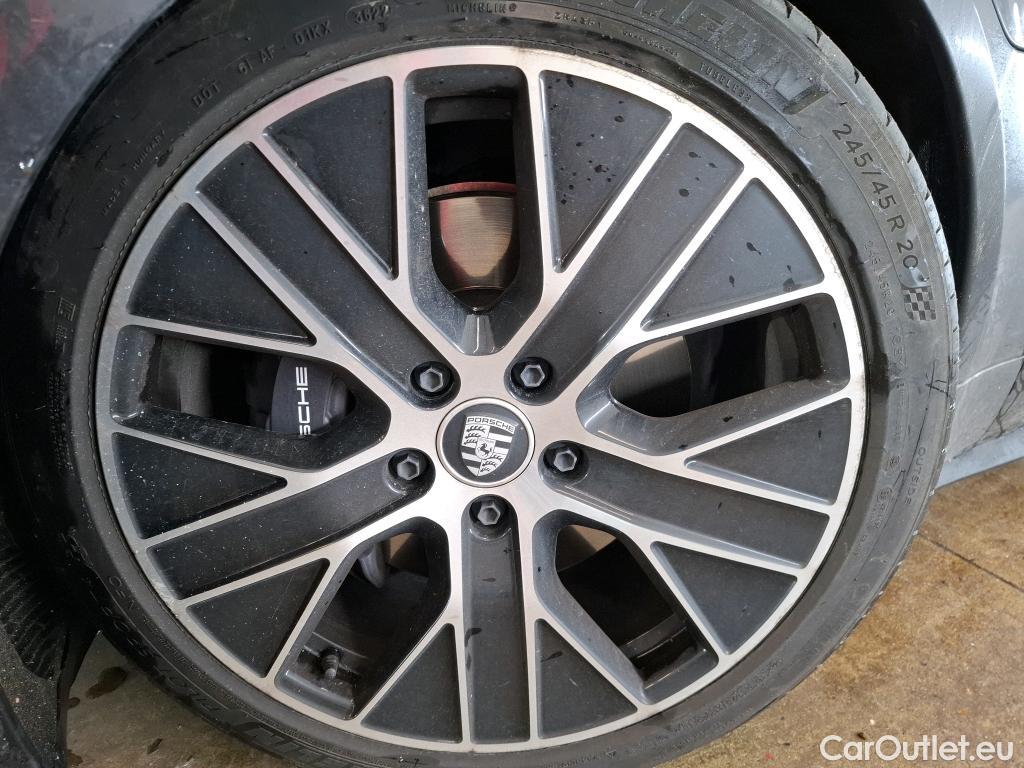  Porsche  Taycan  93kWh BVA #2