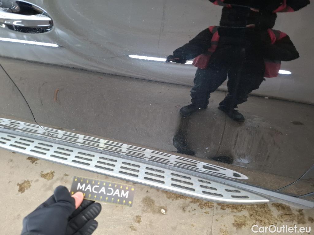  Mercedes  G-Klasee MERCEDES-BENZ GLE / 2020 / 5P / SUV GLE 350 de 4MATIC AMG Line #66