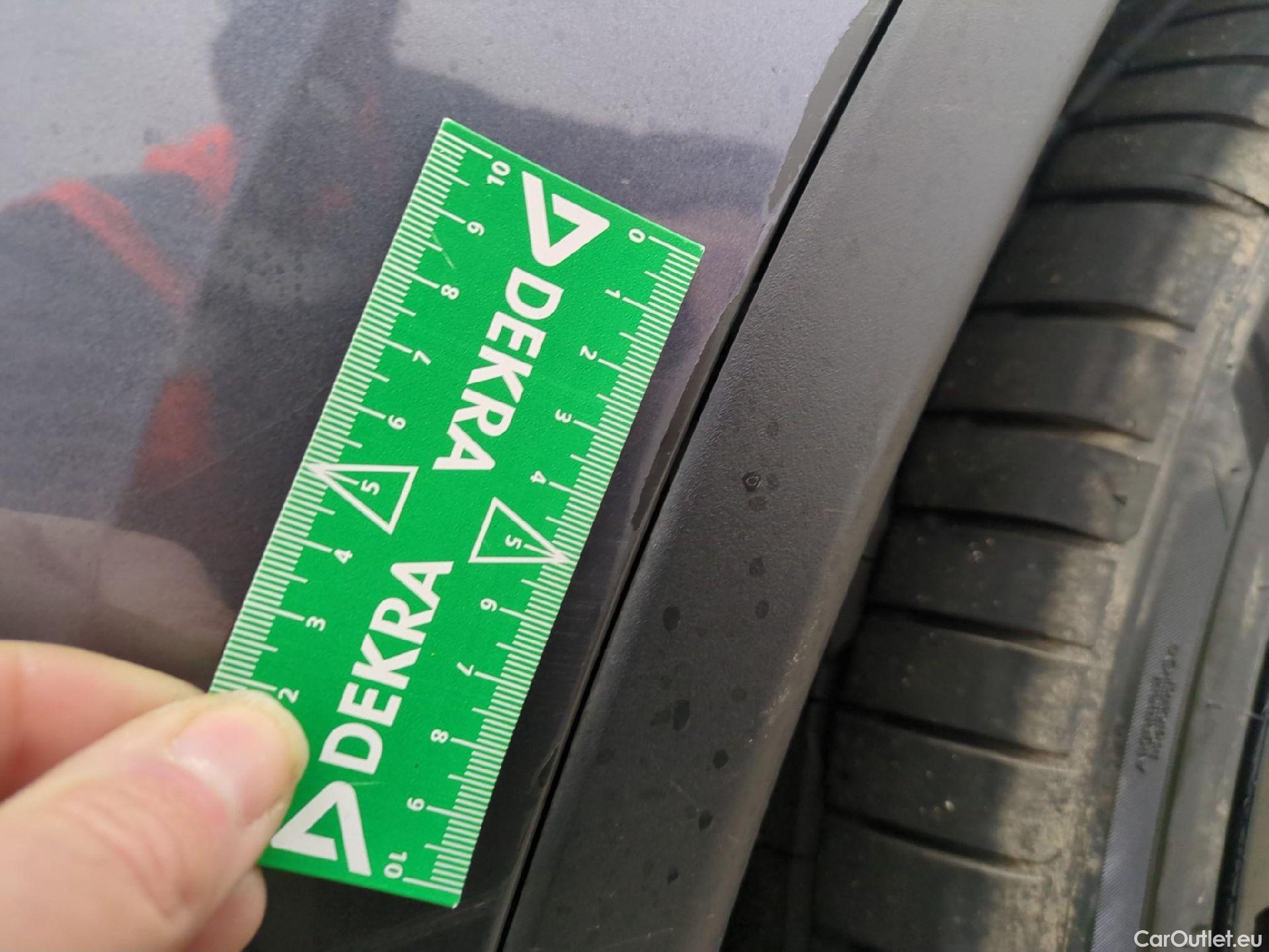  Tesla  Model Y TESLA  / 2020 / 5P / SUV Long Range Dual Motor AWD #42