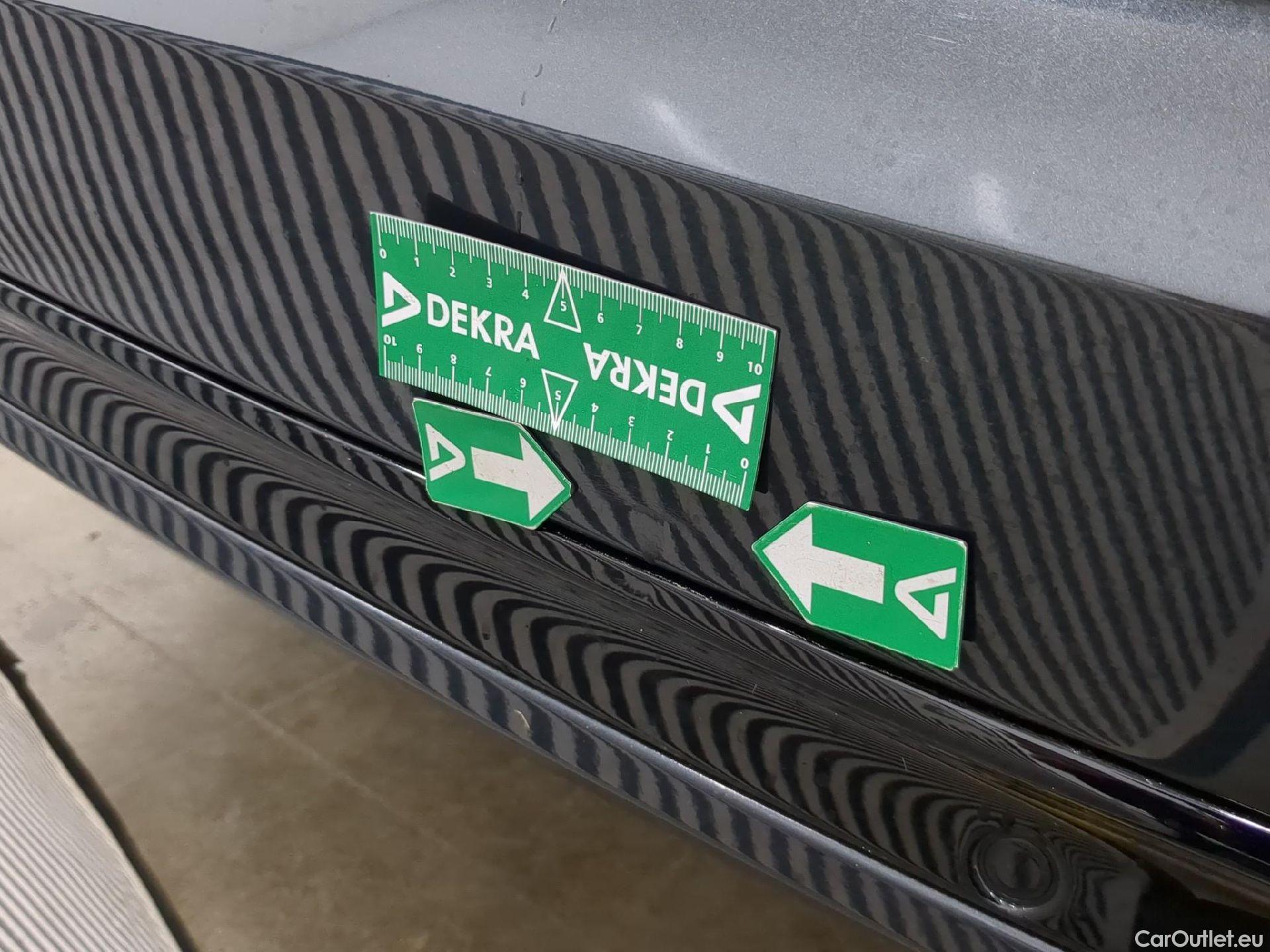  Volvo  XC90  R-Design Recharge Plug-In Hybrid AWD 2.0 T8 Twin Engine #34