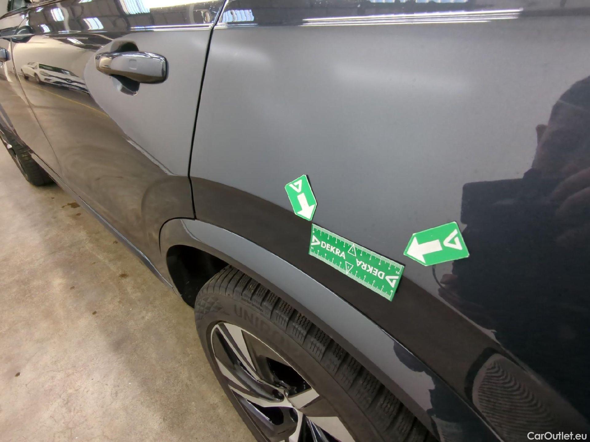  Volvo  XC90  R-Design Recharge Plug-In Hybrid AWD 2.0 T8 Twin Engine #29