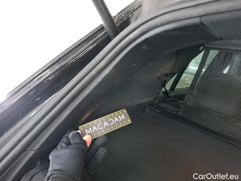  Mercedes  G-Klasee MERCEDES-BENZ GLE / 2020 / 5P / SUV GLE 350 de 4MATIC AMG Line #47