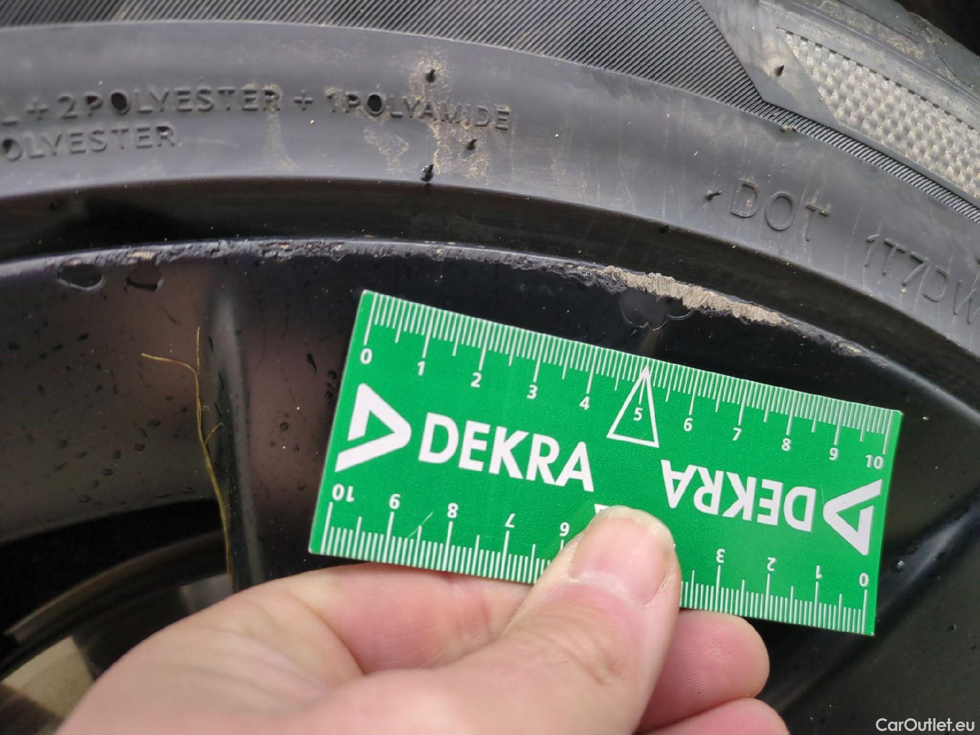  Tesla  Model Y TESLA  / 2020 / 5P / SUV Long Range Dual Motor AWD #14