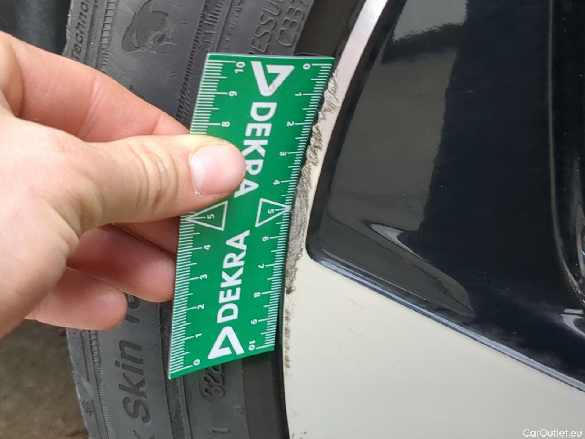  Volvo  XC90  R-Design Recharge Plug-In Hybrid AWD 2.0 T8 Twin Engine #5