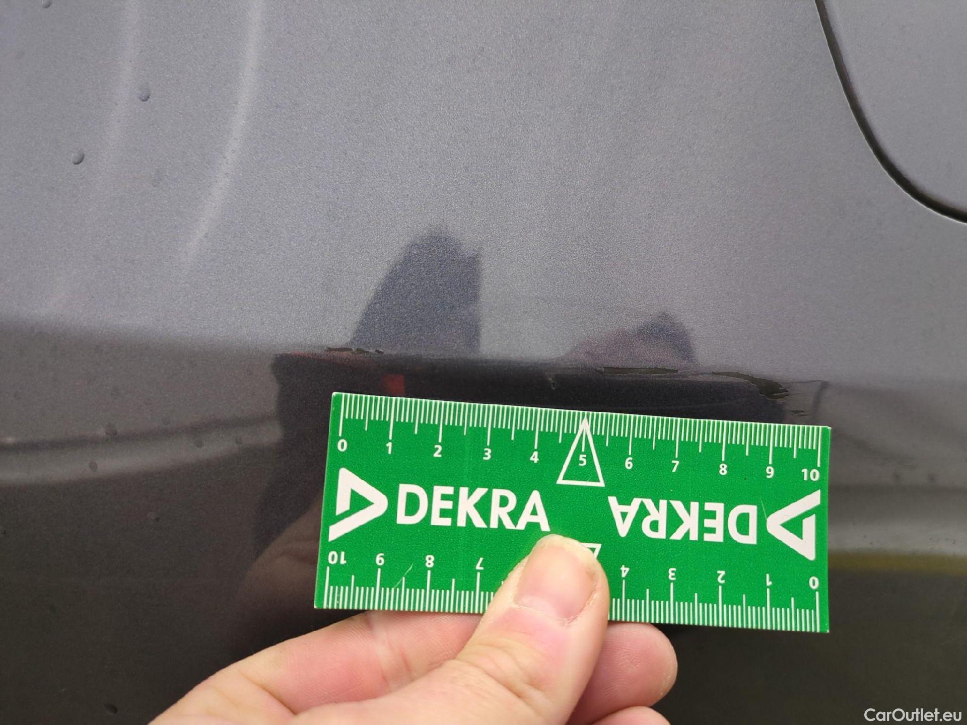  Tesla  Model Y TESLA  / 2020 / 5P / SUV Long Range Dual Motor AWD #38