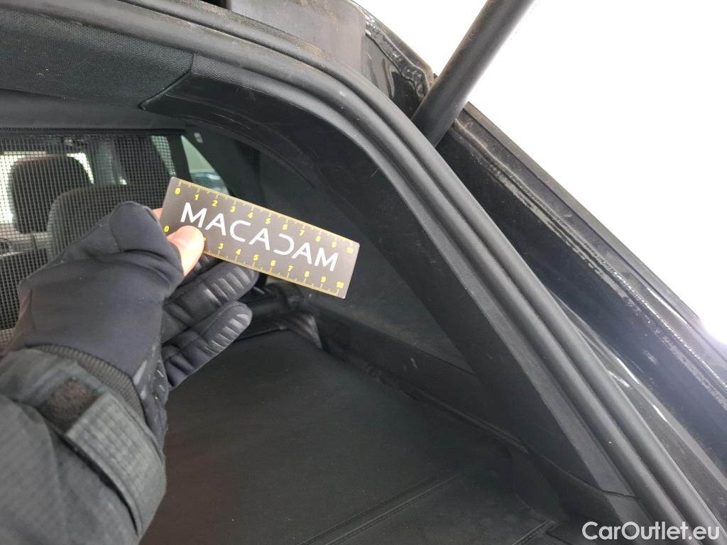  Mercedes  G-Klasee MERCEDES-BENZ GLE / 2020 / 5P / SUV GLE 350 de 4MATIC AMG Line #42