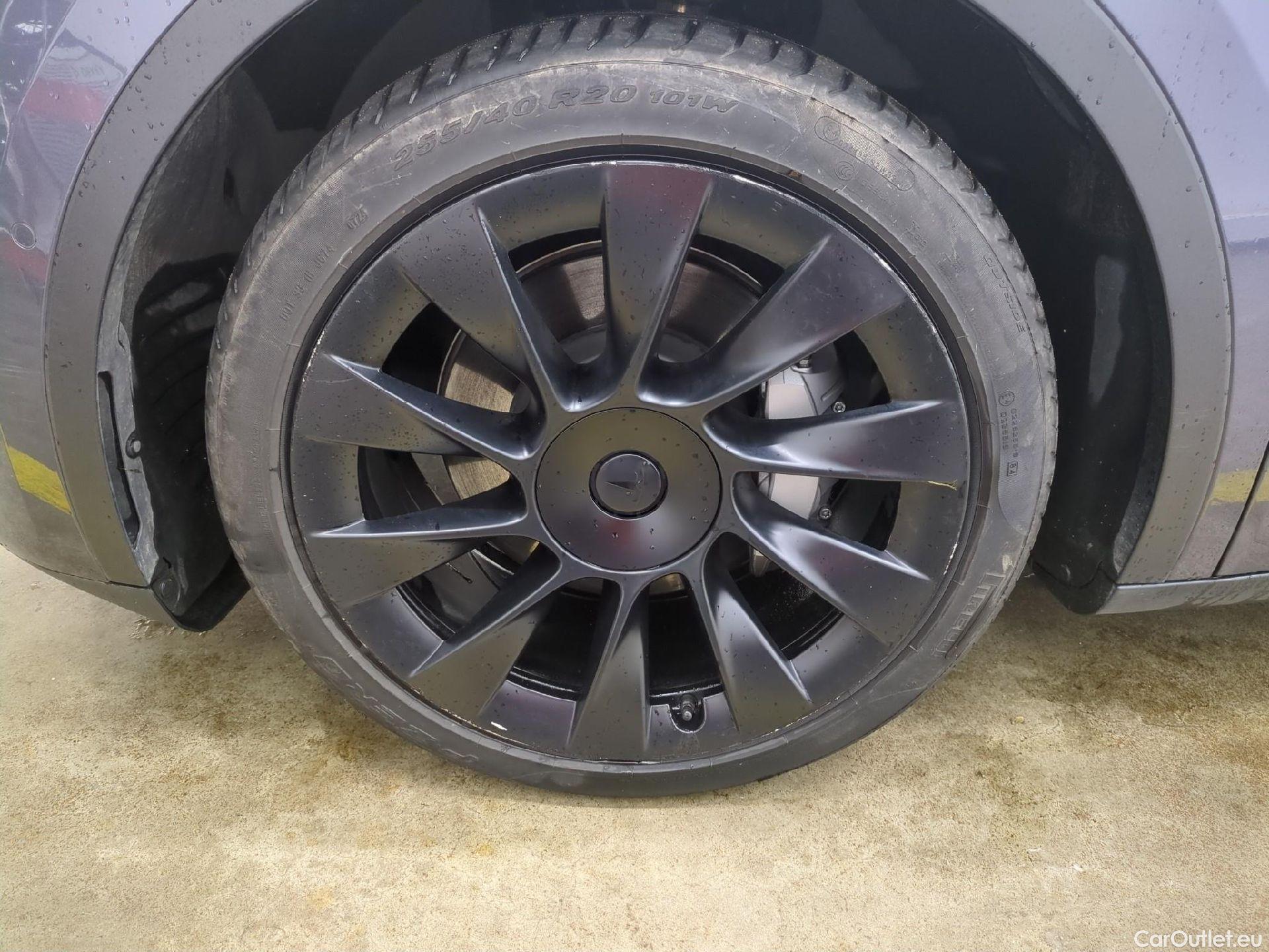  Tesla  Model Y TESLA  / 2020 / 5P / SUV Long Range Dual Motor AWD #1