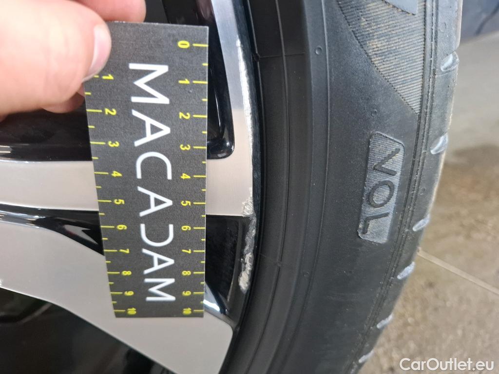  Volvo  XC60 VOLVO  / 2021 / 5P / SUV Recharge T6 350 GT 8 Ultimate Style Dark #11