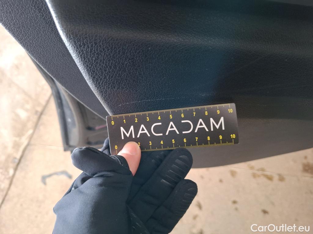  Mercedes  G-Klasee MERCEDES-BENZ GLE / 2020 / 5P / SUV GLE 350 de 4MATIC AMG Line #45