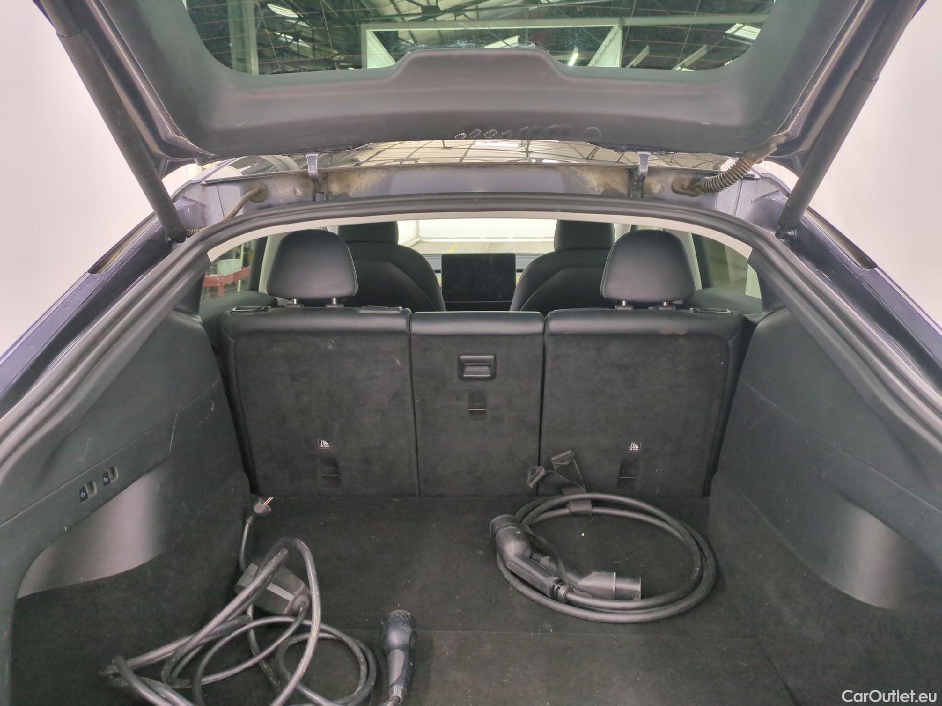  Tesla  Model Y TESLA  / 2020 / 5P / SUV Long Range Dual Motor AWD #10