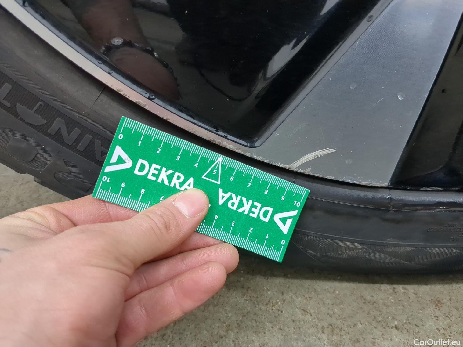  Volvo  XC90  R-Design Recharge Plug-In Hybrid AWD 2.0 T8 Twin Engine #19