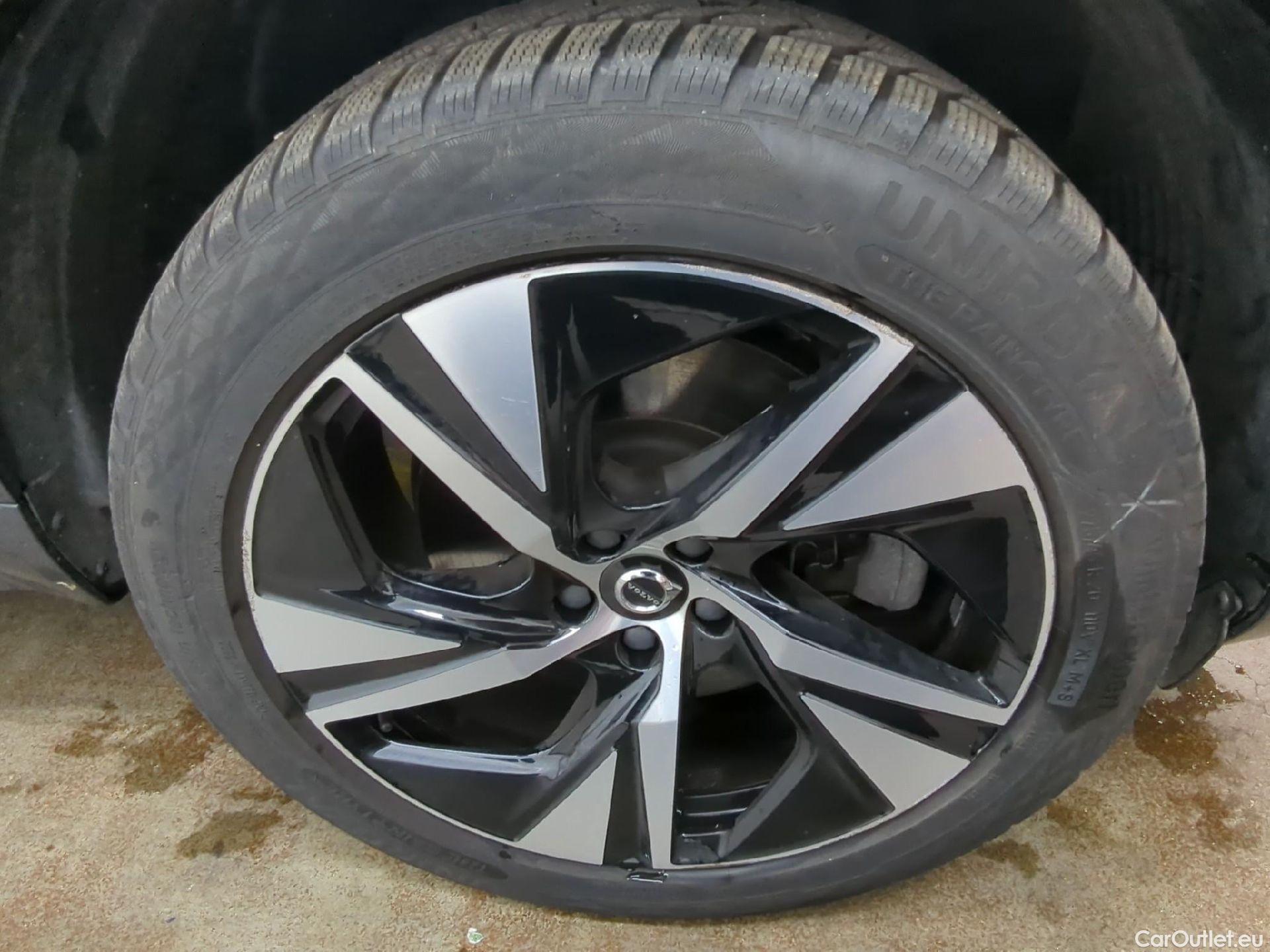  Volvo  XC90  R-Design Recharge Plug-In Hybrid AWD 2.0 T8 Twin Engine #2