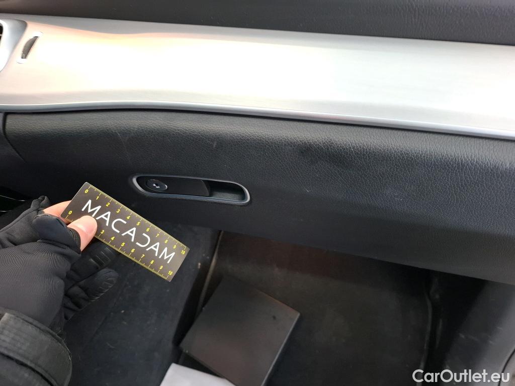  Mercedes  G-Klasee MERCEDES-BENZ GLE / 2020 / 5P / SUV GLE 350 de 4MATIC AMG Line #57