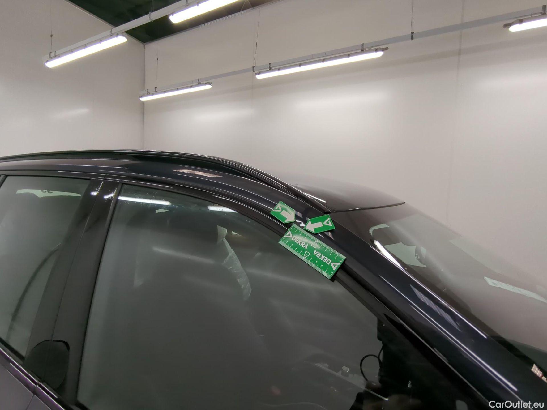  Volvo  XC90  R-Design Recharge Plug-In Hybrid AWD 2.0 T8 Twin Engine #36