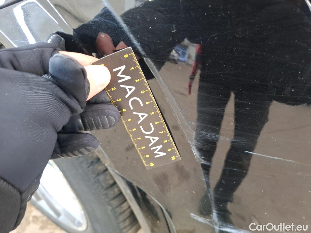  Mercedes  G-Klasee MERCEDES-BENZ GLE / 2020 / 5P / SUV GLE 350 de 4MATIC AMG Line #12