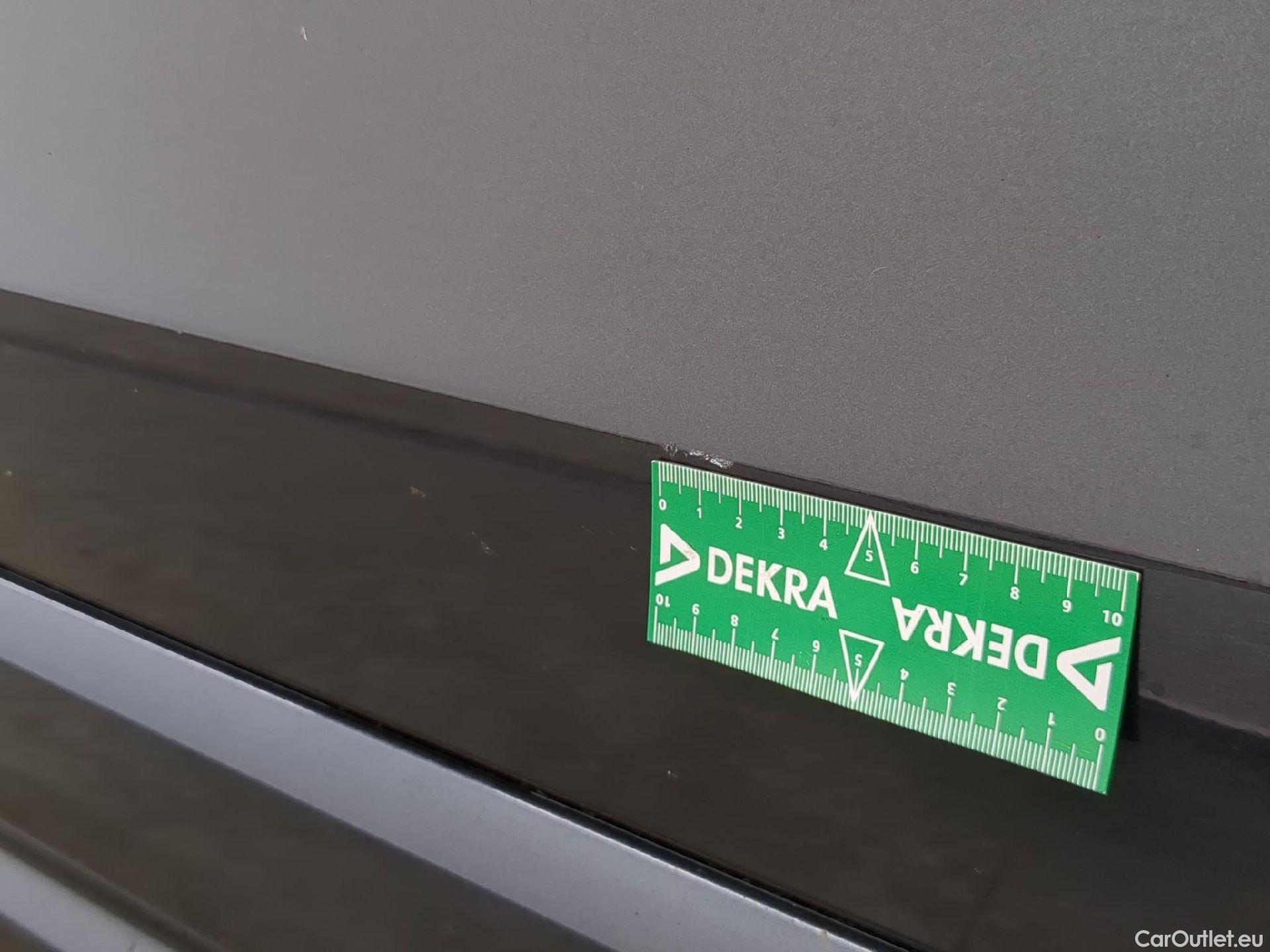  Volvo  XC90  R-Design Recharge Plug-In Hybrid AWD 2.0 T8 Twin Engine #26