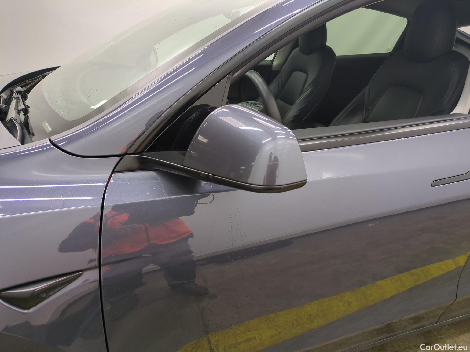  Tesla  Model Y TESLA  / 2020 / 5P / SUV Long Range Dual Motor AWD #32