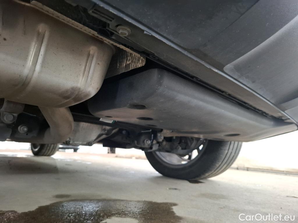  Mercedes  G-Klasee MERCEDES-BENZ GLE / 2020 / 5P / SUV GLE 350 de 4MATIC AMG Line #40