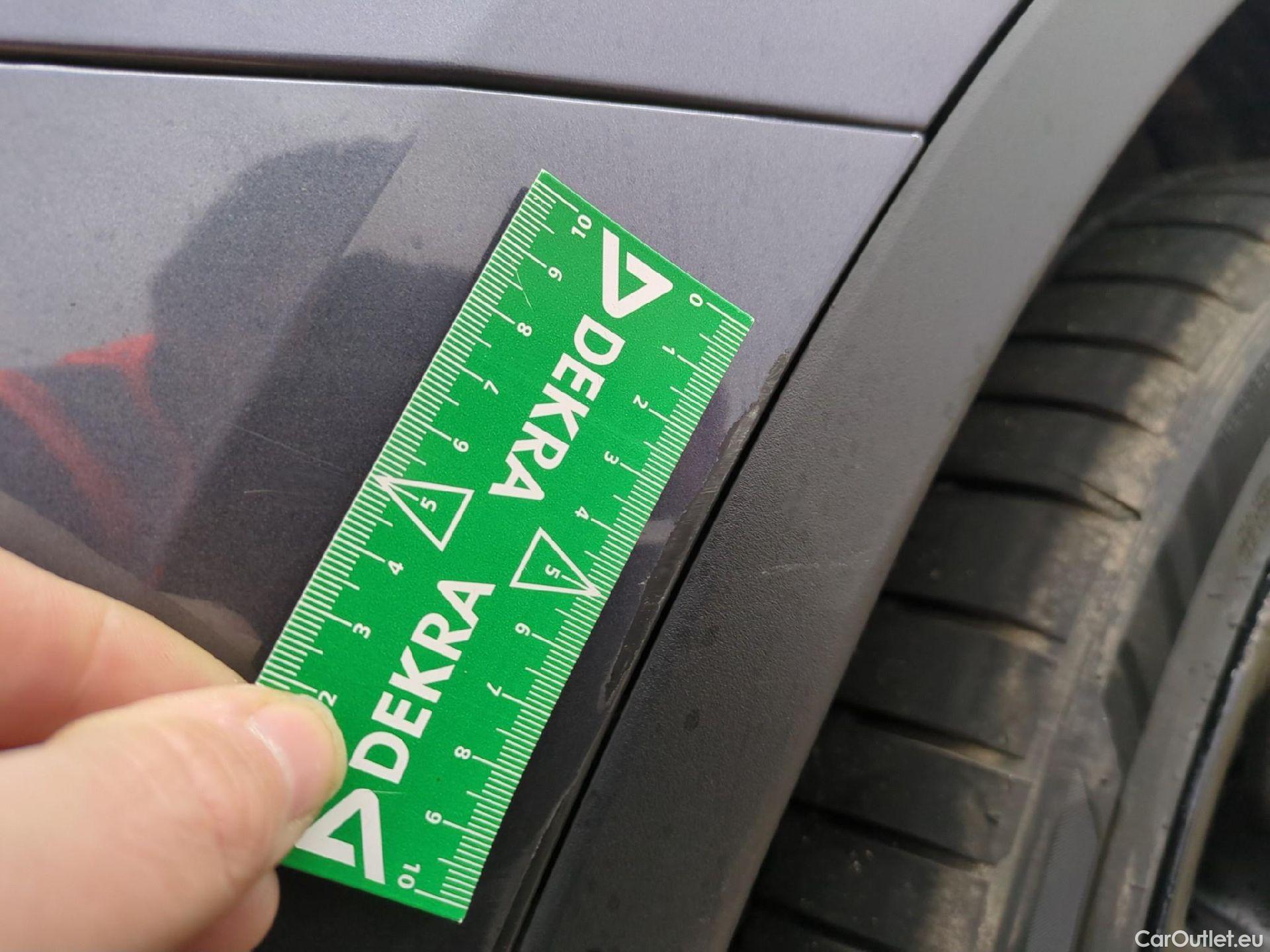  Tesla  Model Y TESLA  / 2020 / 5P / SUV Long Range Dual Motor AWD #41