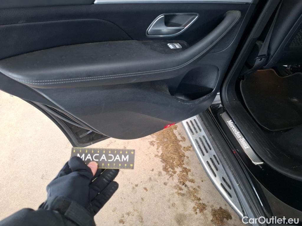  Mercedes  G-Klasee MERCEDES-BENZ GLE / 2020 / 5P / SUV GLE 350 de 4MATIC AMG Line #75