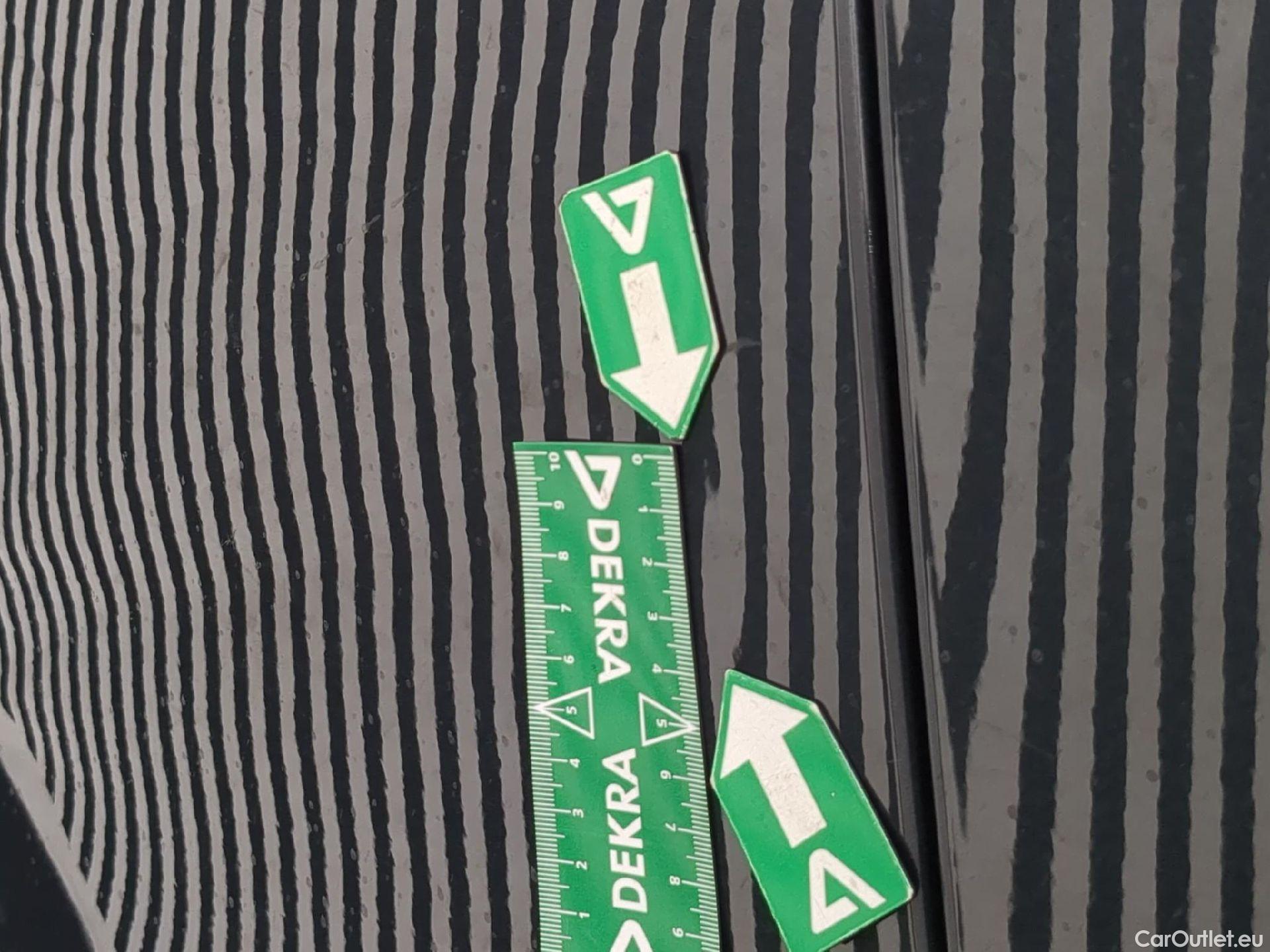  Volvo  XC90  R-Design Recharge Plug-In Hybrid AWD 2.0 T8 Twin Engine #22