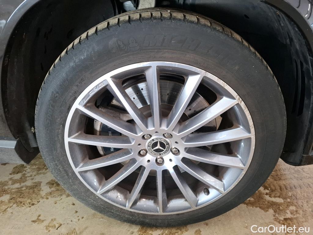  Mercedes  G-Klasee MERCEDES-BENZ GLE / 2020 / 5P / SUV GLE 350 de 4MATIC AMG Line #6