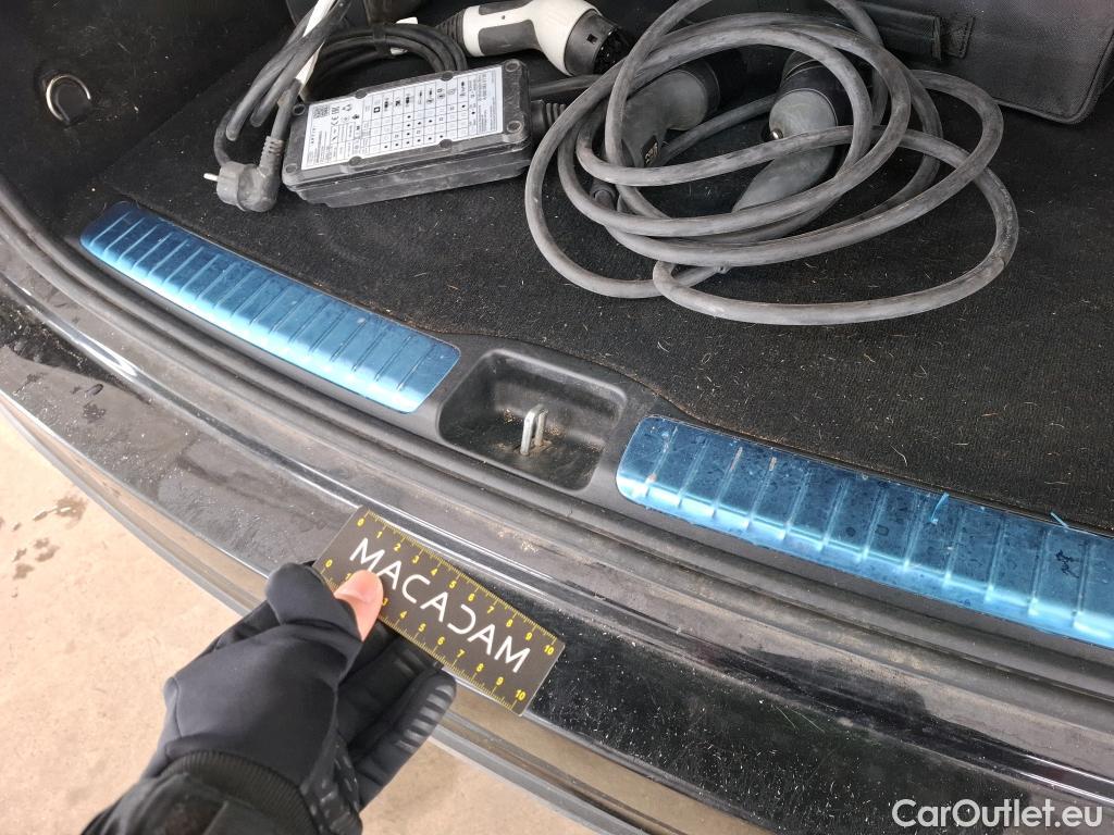  Mercedes  G-Klasee MERCEDES-BENZ GLE / 2020 / 5P / SUV GLE 350 de 4MATIC AMG Line #20