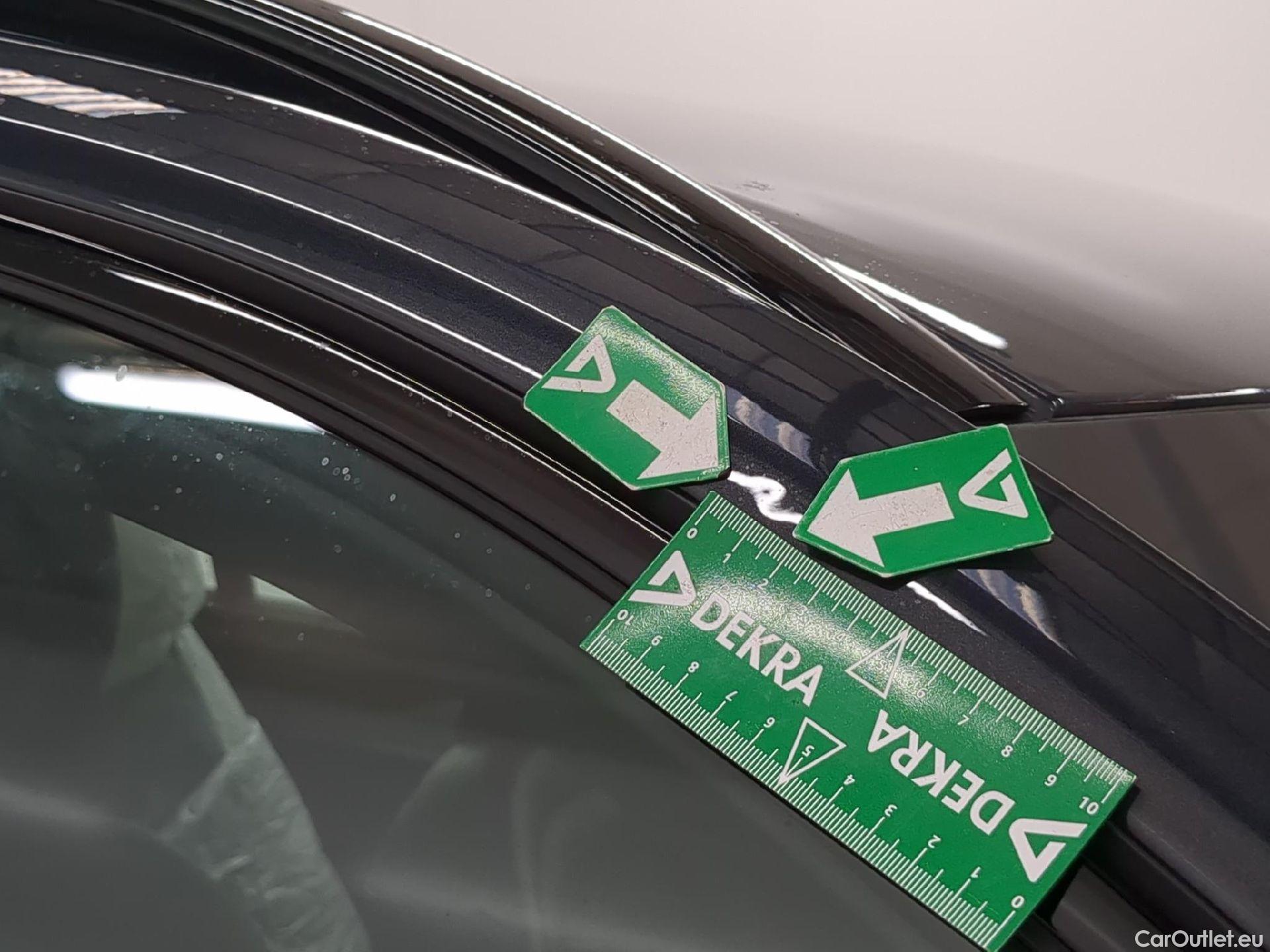  Volvo  XC90  R-Design Recharge Plug-In Hybrid AWD 2.0 T8 Twin Engine #35