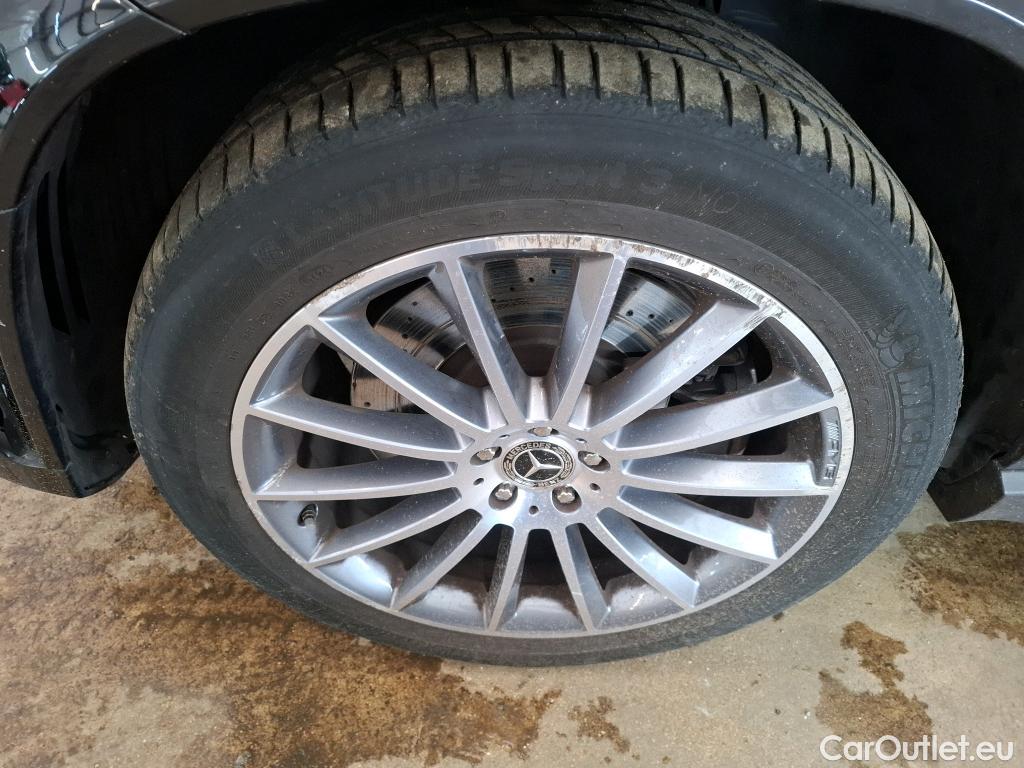  Mercedes  G-Klasee MERCEDES-BENZ GLE / 2020 / 5P / SUV GLE 350 de 4MATIC AMG Line #34