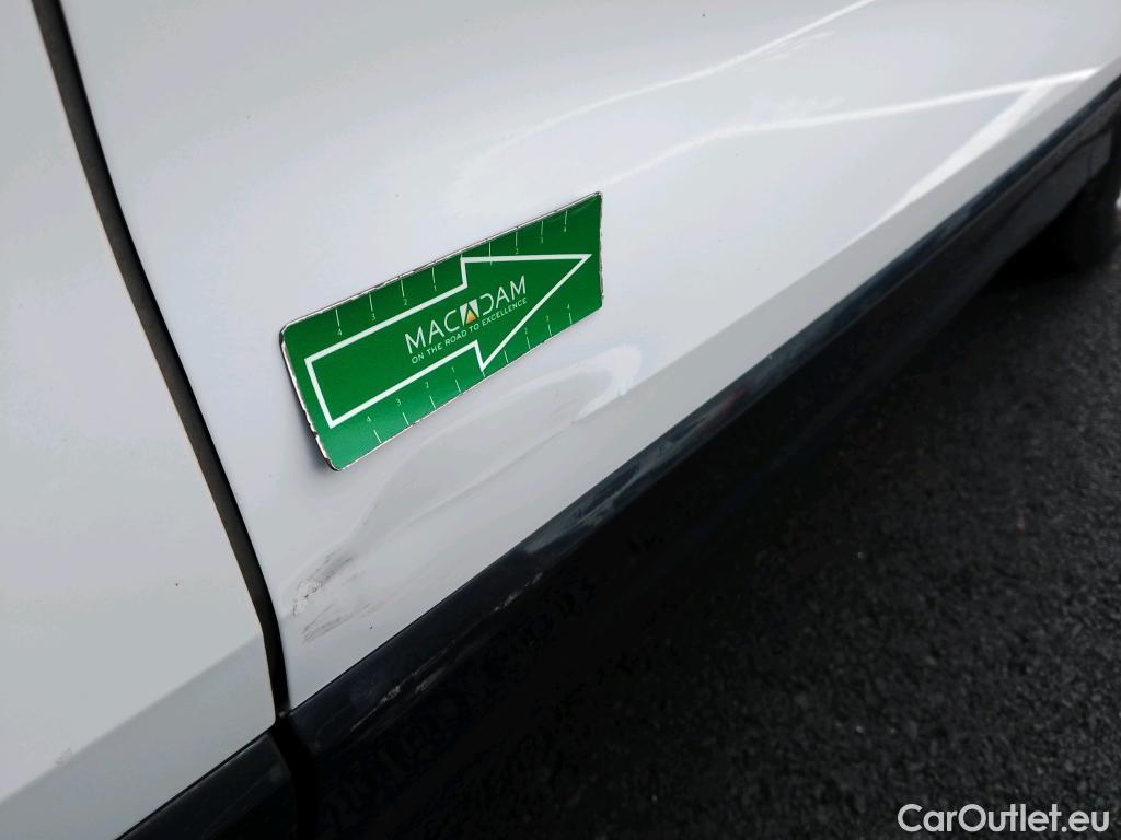  Audi  Q2 AUDI  / 2016 / 5P / todoterreno Design 30 TFSI 85kW (116CV) #2