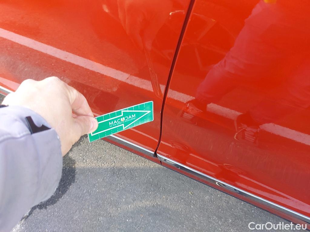  KIA  Niro KIA  / 2019 / 5P / crossover 1.6 GDi PHEV 104kW (141CV) Drive #17