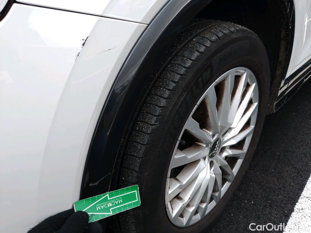  Audi  Q2 AUDI  / 2016 / 5P / todoterreno Design 30 TFSI 85kW (116CV) #27