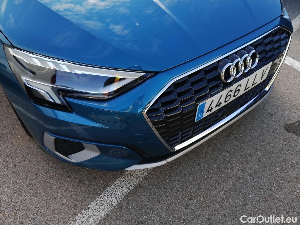  Audi  A3 AUDI  / 2020 / 5P / berlina con portón Sportback Advanced 35 TFSI 110kW S tron #11