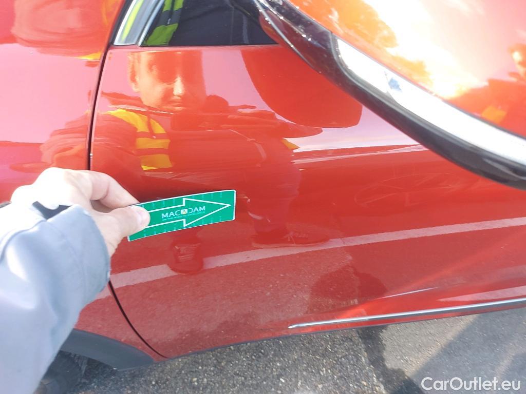  KIA  Niro KIA  / 2019 / 5P / crossover 1.6 GDi PHEV 104kW (141CV) Drive #18