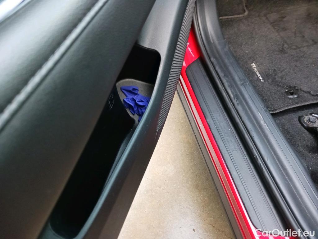  Hyundai  Tucson HYUNDAI  / 2020 / 5P / todoterreno 1.6 TGDI PHEV 195kW Tecno Sky Auto 4x4 #13